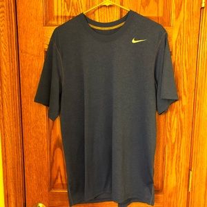 Nike DRI-FIT T-Shirt